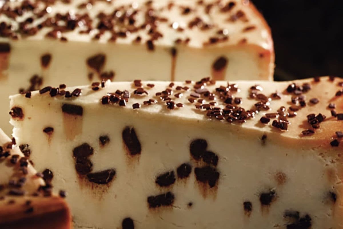Chocolate Chip Cheesecake Slice