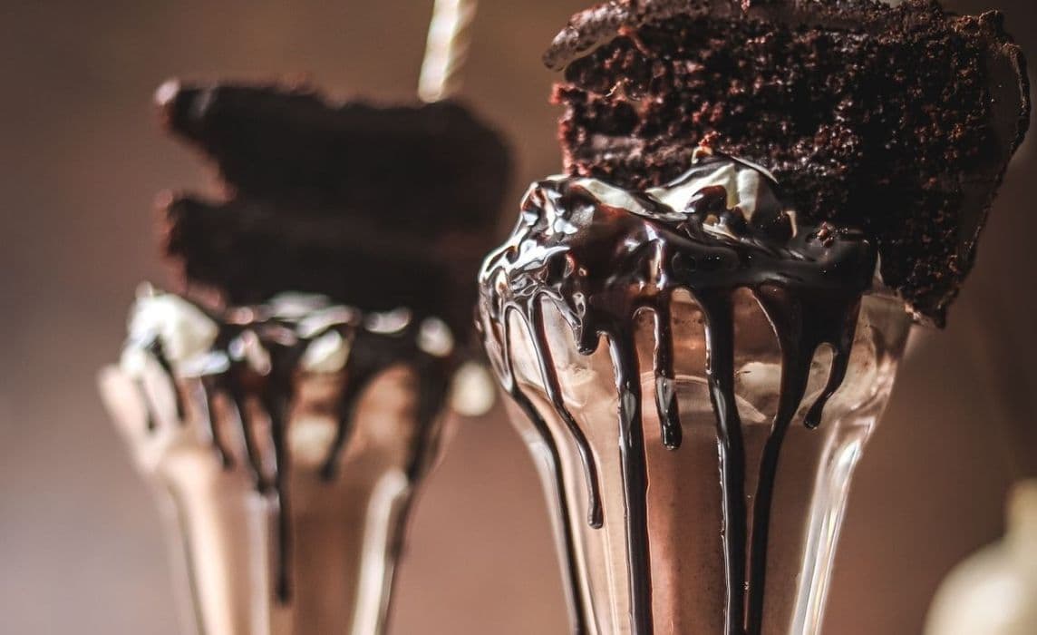 Chocolate Truffle Cake Shake