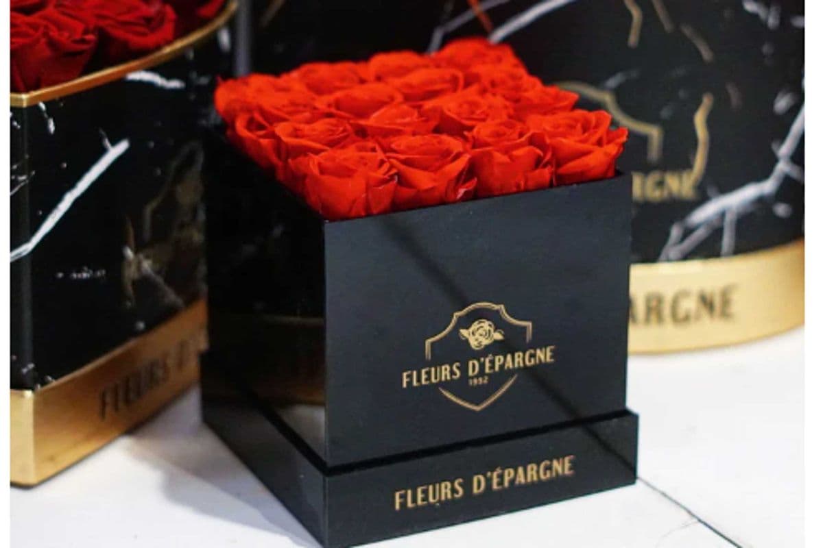 Sweet Deluxe Roses (16-Mini) (10x10x10 cm)