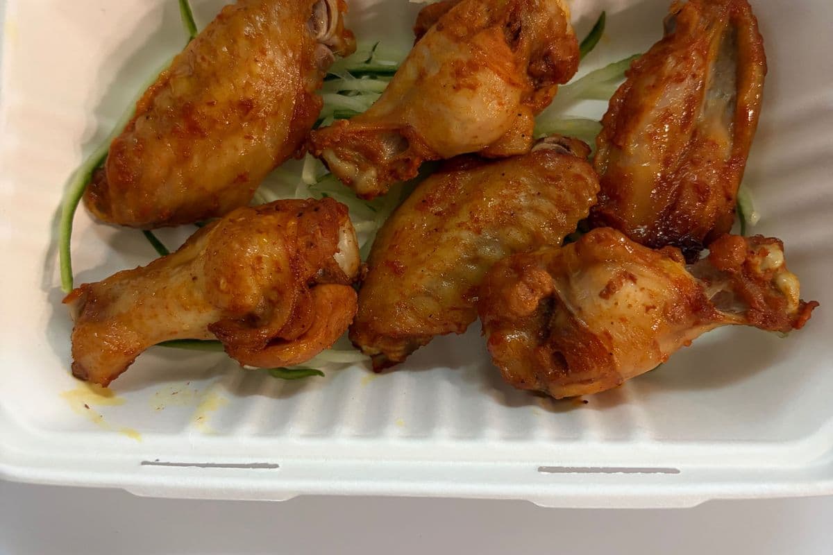 8. Grilled chicken wings(6pcs)