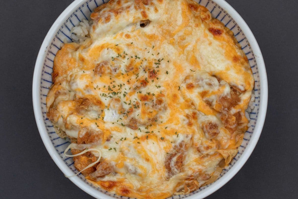 Chicken Katsu Don Doria(cheese) (24 oz)