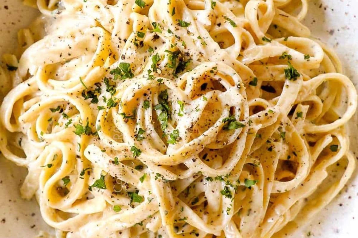 Divine Alfredo Delight