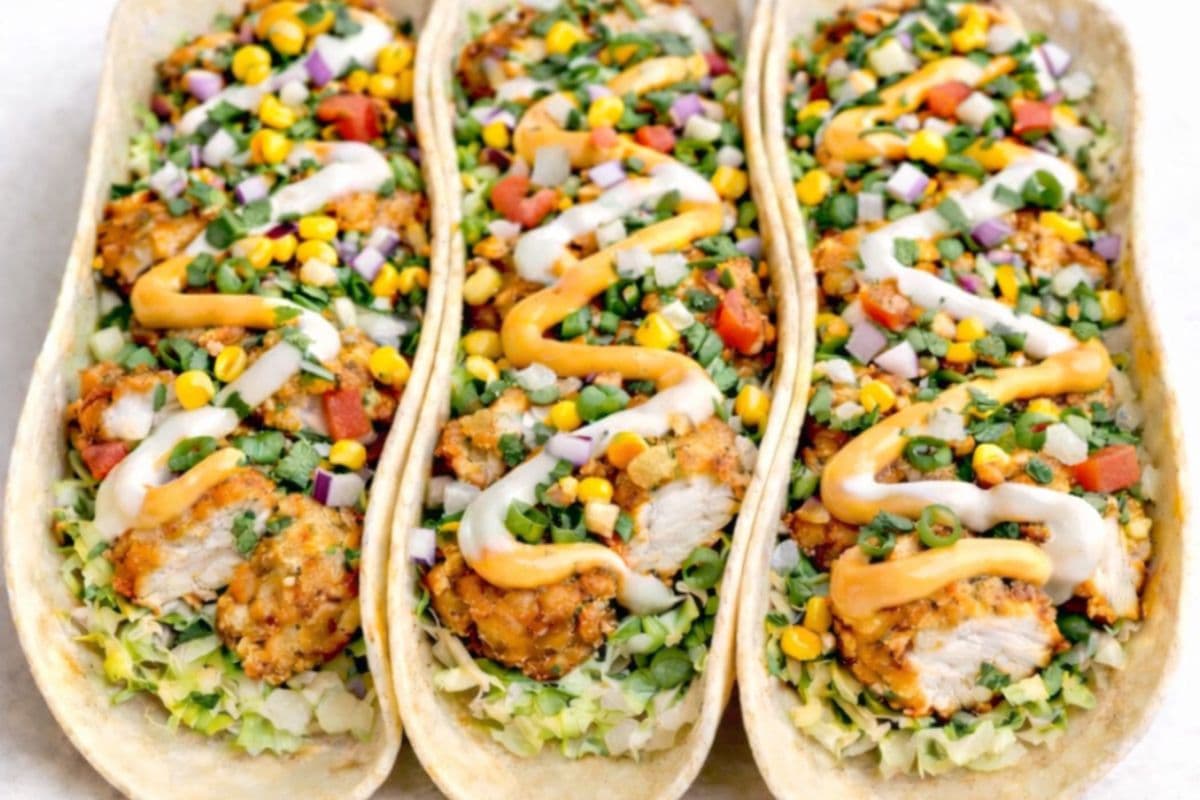 Three Crunchy Chicken Tacos