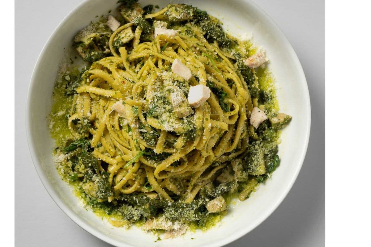 Pâtes poulet et pesto / Chicken and Pesto Pasta