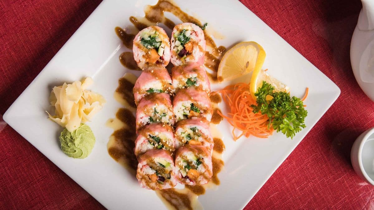Pink Lady Roll (10 pcs)