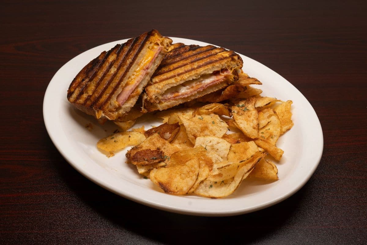 Kimchi Grilled Cheese with chips