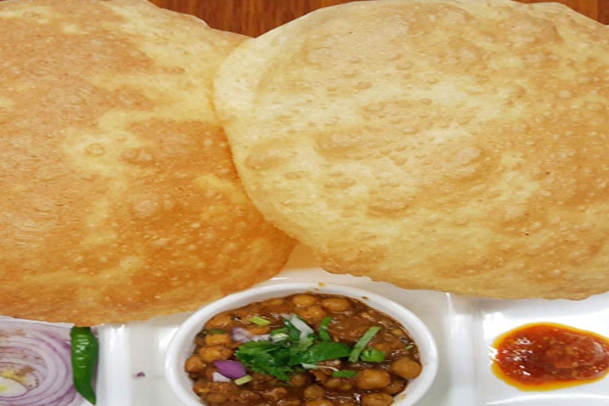 Chana Bhatura
