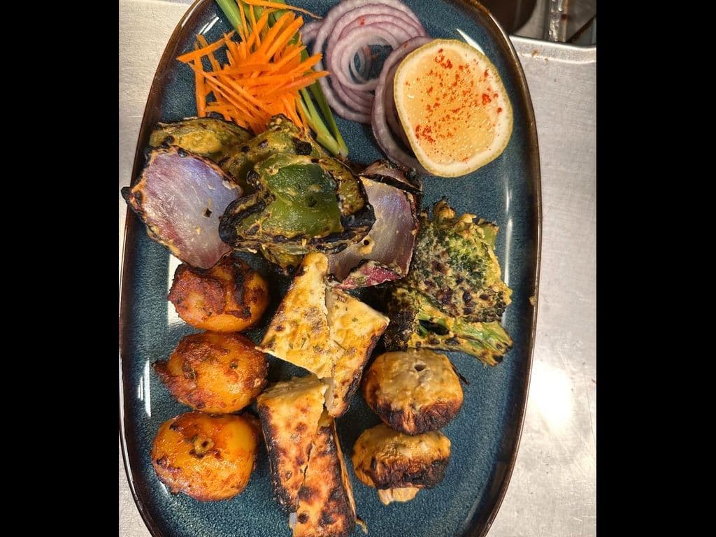 Redchillies Veg Tandoori Platter