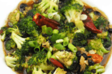 32. Garlic Black Beans Sauce Broccoli