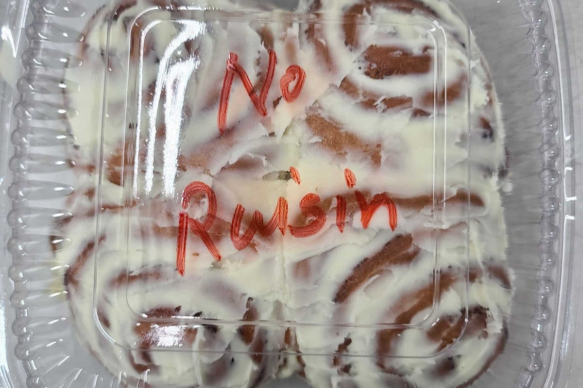 Cream cheese Icing 4pack (Before place order you need call for available iteam 3069787990)