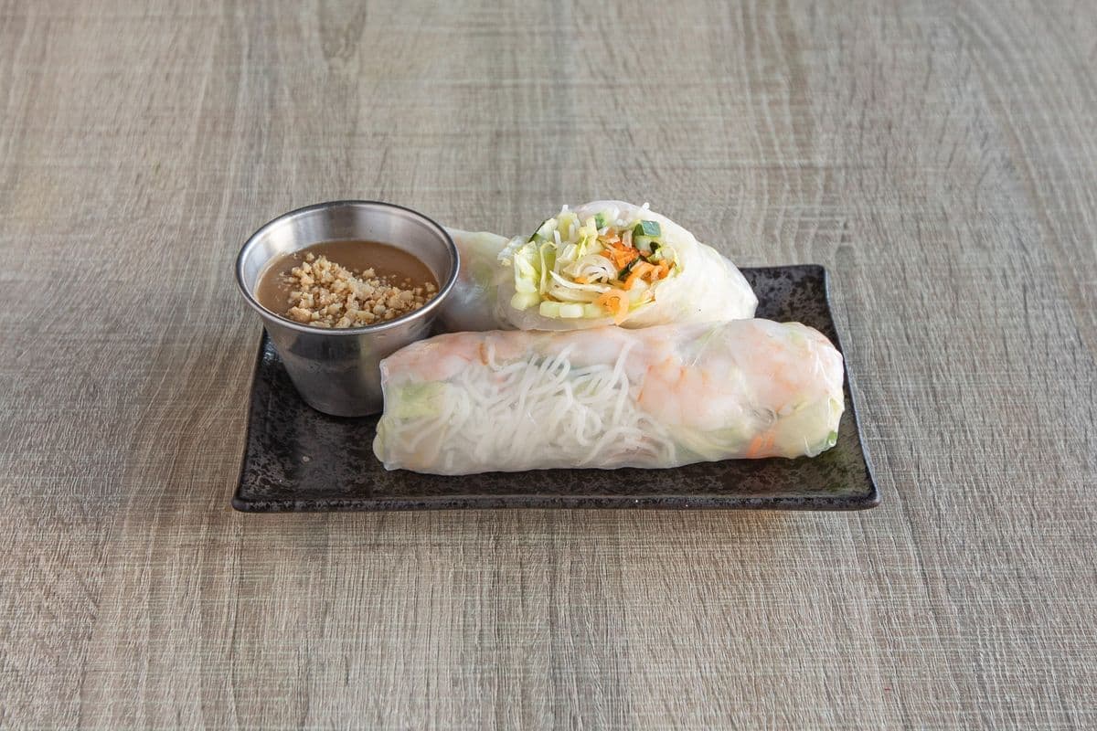 Salad Rolls with Prawns (2 pcs)