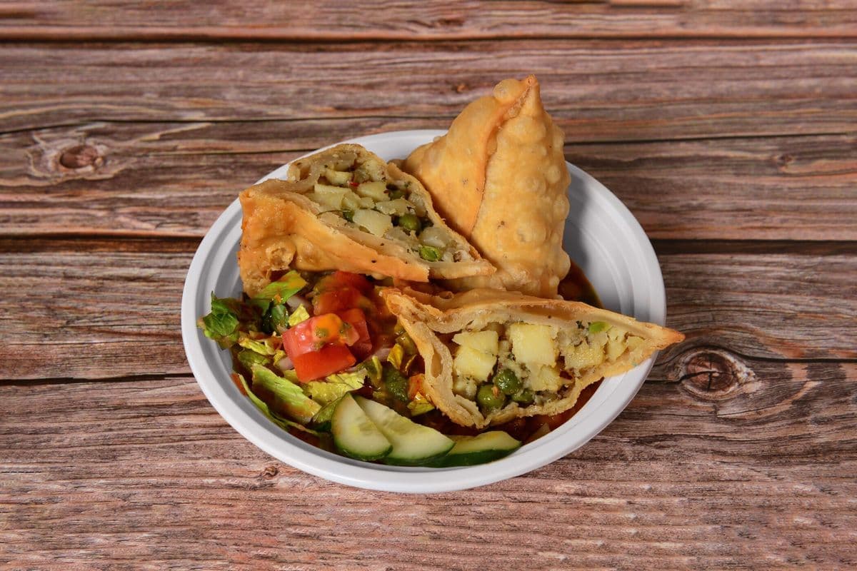 Vegan Samosa Chaat (2 pcs) (2pc)