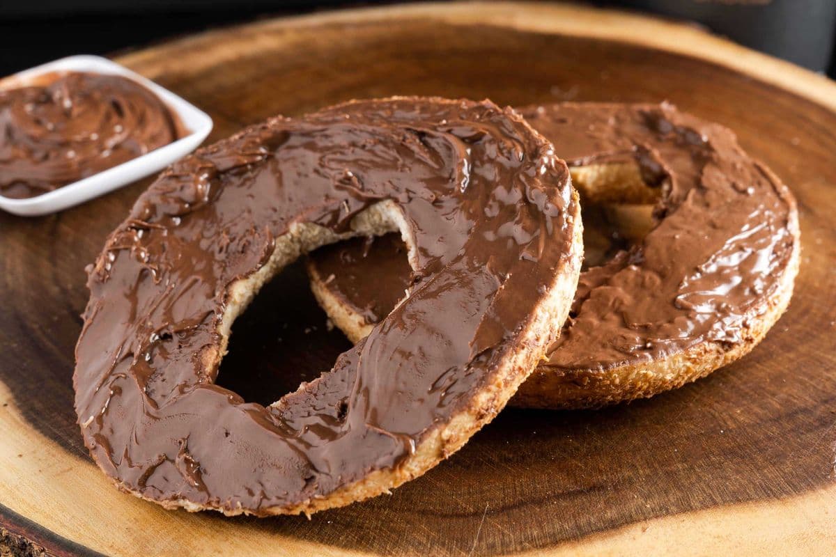 Bagel with Nutella