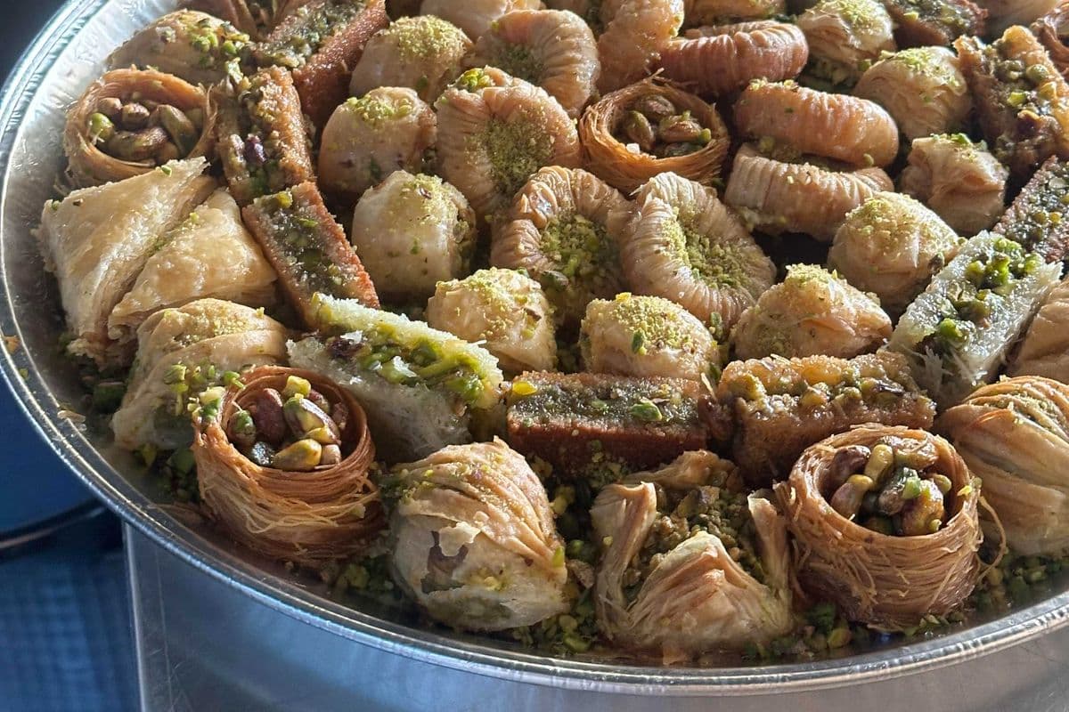 Baklava Party Tray 1kg