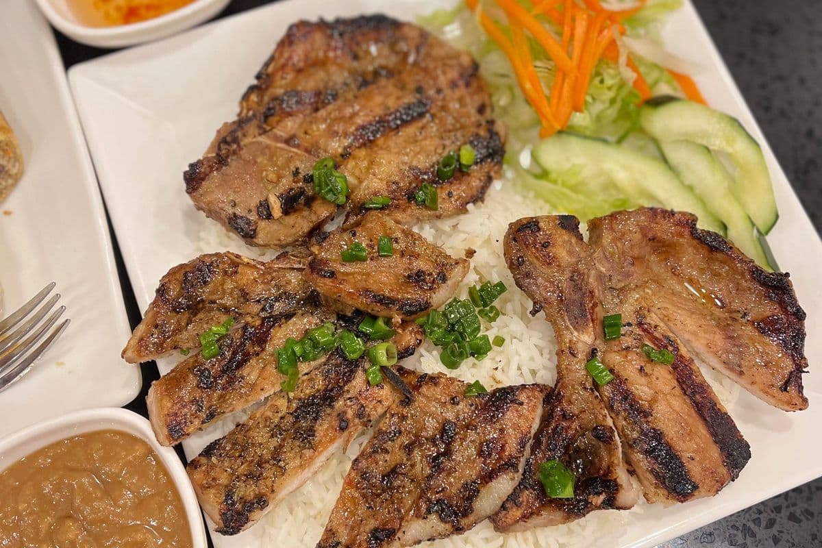 55. Grilled Lemongrass Pork Chop on Rice - Cơm Sườn Nướng Chả