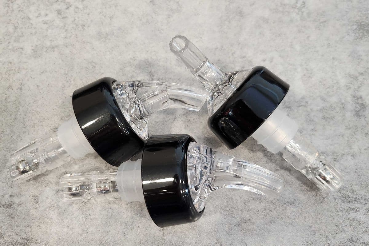 1oz Bottle Pourer