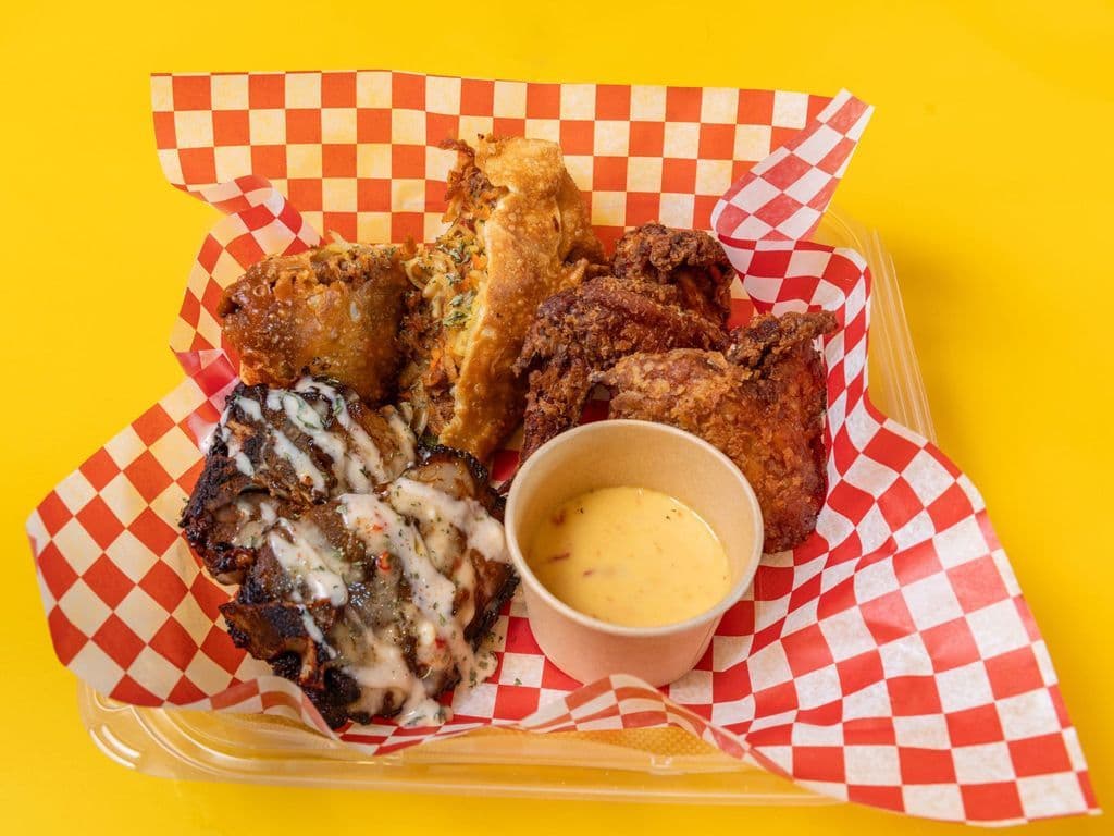 Lambchop (2) + Eggroll (1) + Aile de Poulet (2)