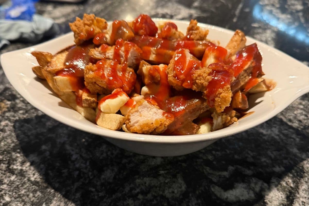 Wings poutine