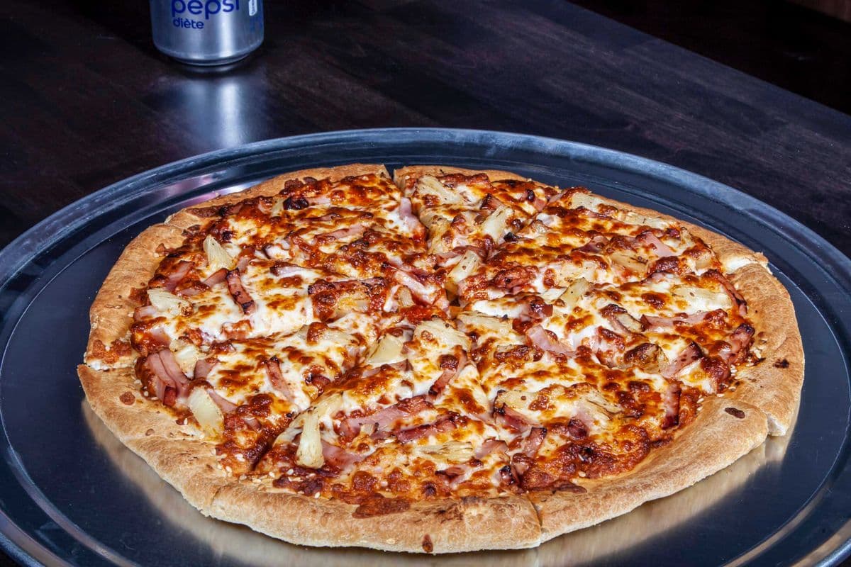 #8 - 8" Hawaiian Pizza