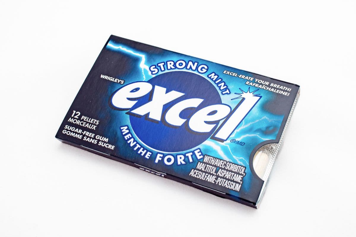 Excel Strong Mint - Sugar Free (12 pcs)