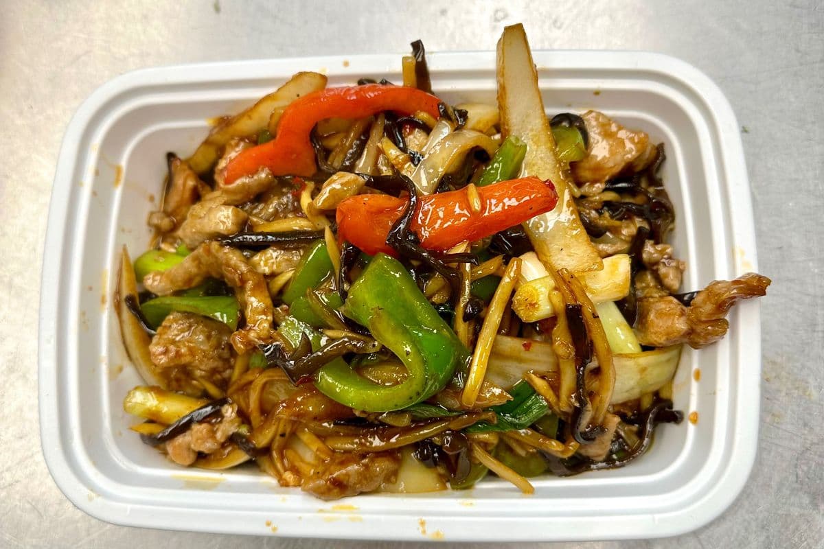 P10. Porc émincé avec sauce Yu Hsiang / Shredded Pork with Yu Hsiang Sauce