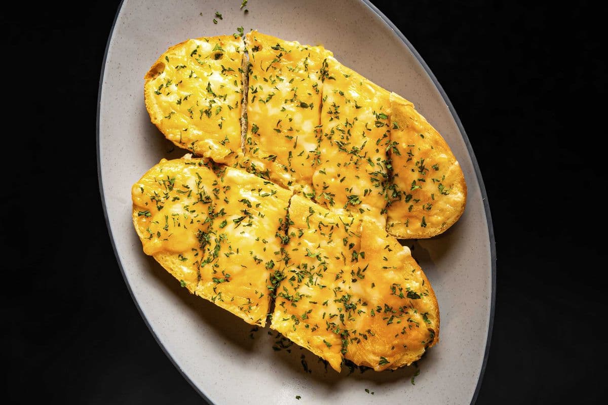 Garlic bread with Cheese