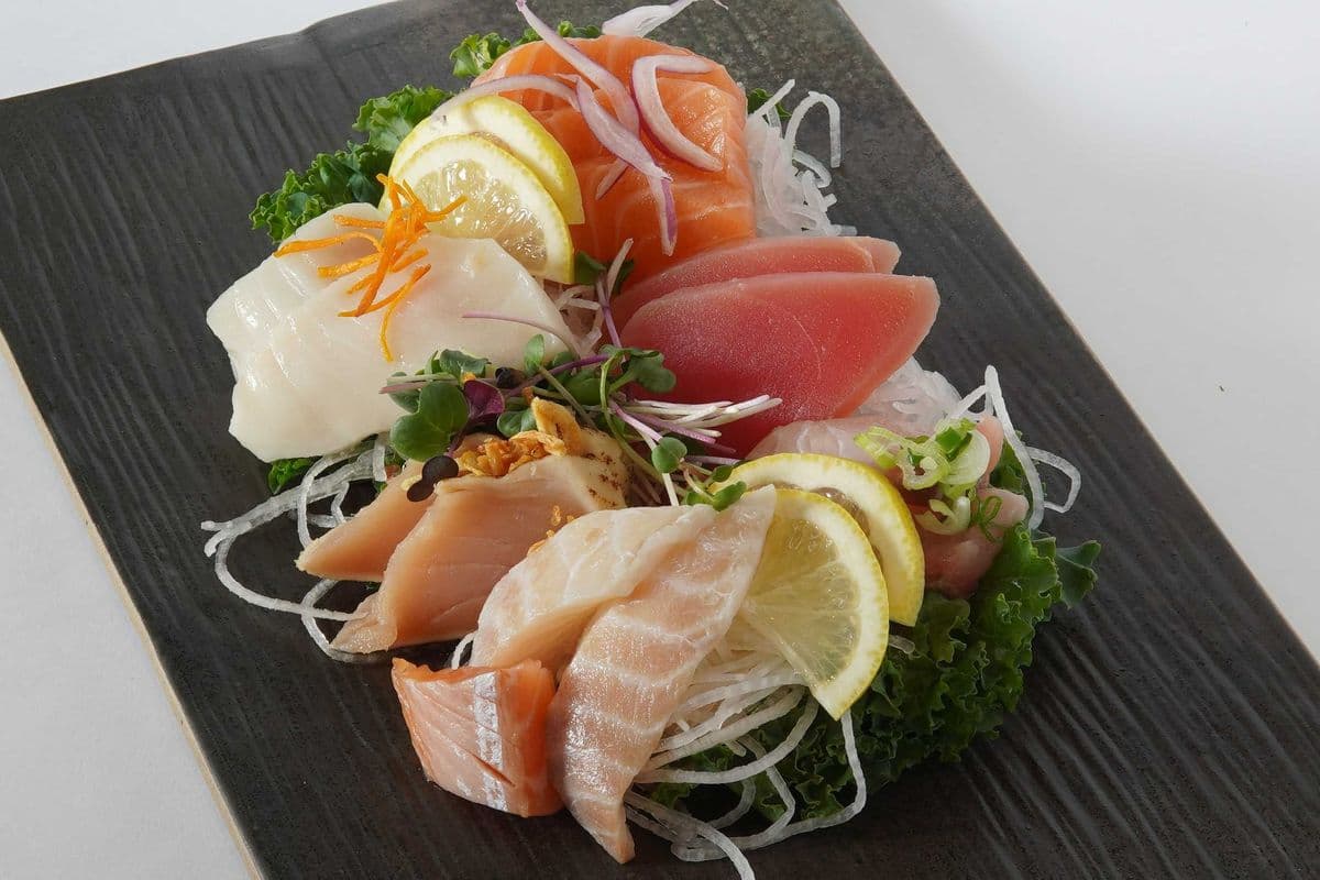SASHIMI SET SMALL