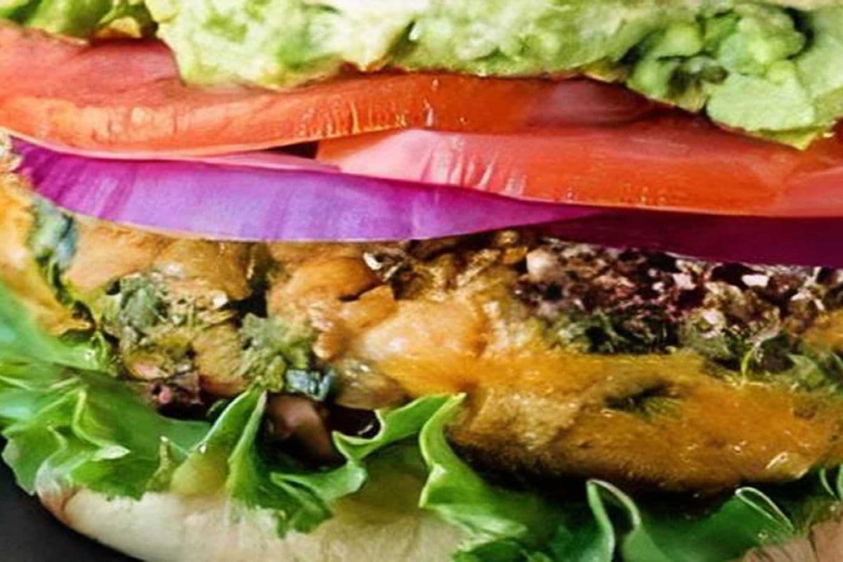 Bay St. Burger Combo