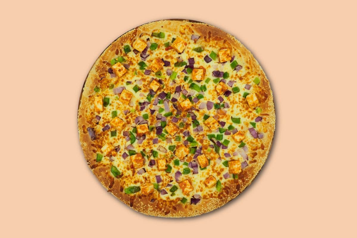 23. 14" Large Spicy Butter Paneer Pizza