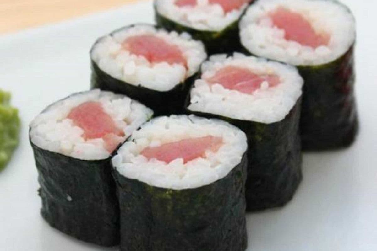 Tuna Roll (6pc)