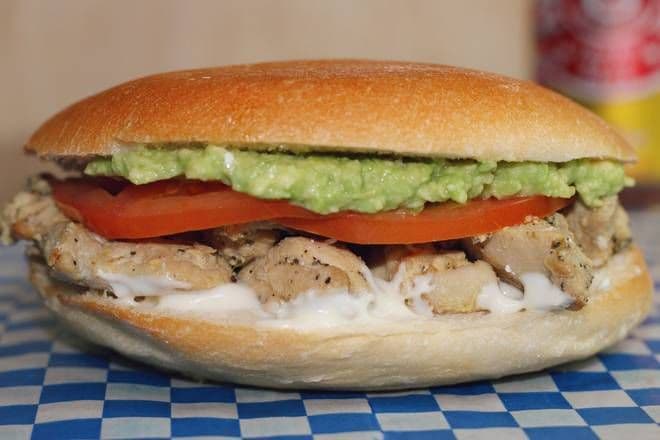Pollo Palta Sandwich / Sandwich au poulet Palta