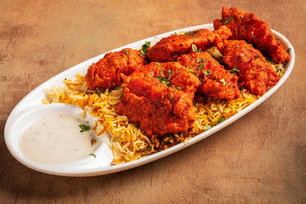 Lahori Fish Rice Platter