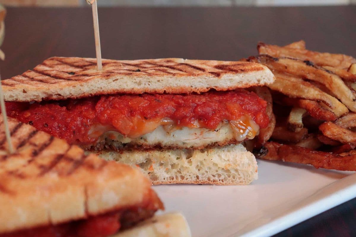 Chicken parm Sandwich