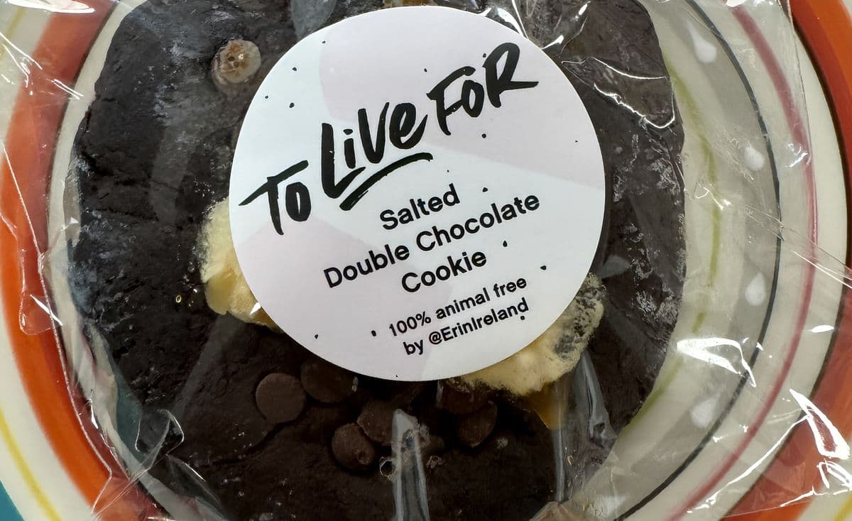 Double Chocolate Cookie with Marshmallow (V)