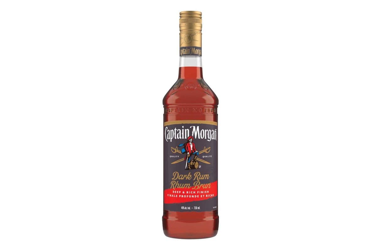 Captain Morgan Dark Rum (1 x 750 ml)