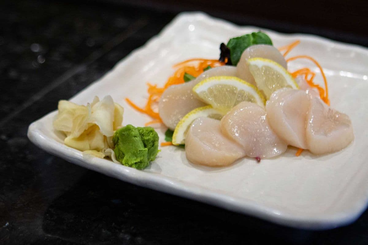63. Scallop Sashimi (4 pc)