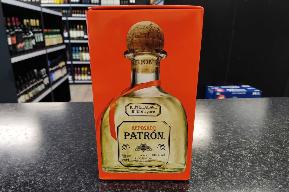 Patron - Reposado (1 x 750 ml Bottle)