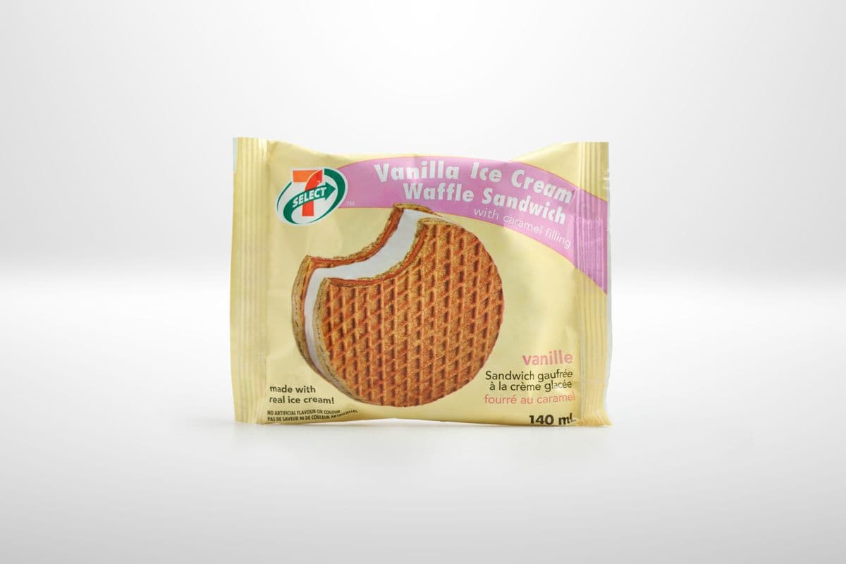 7-Select Waffle Vanilla  Sandwich (140 g)