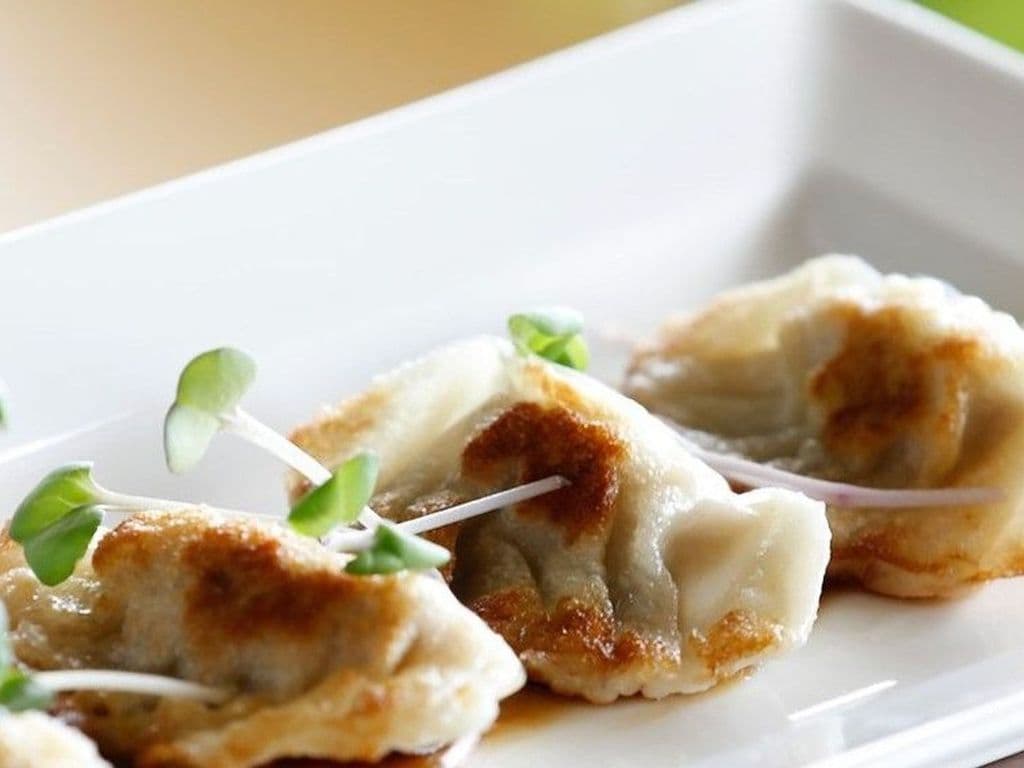 Mai pot stickers