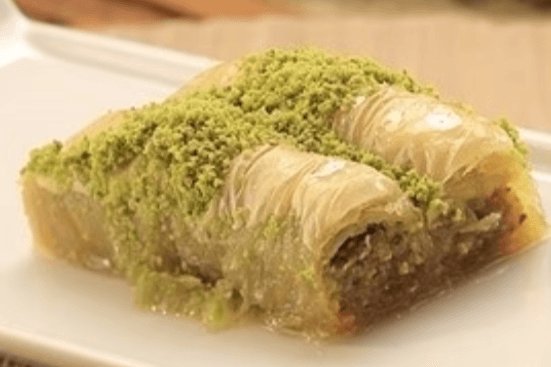 Homemade Baklava with Pistachio (2 pcs)