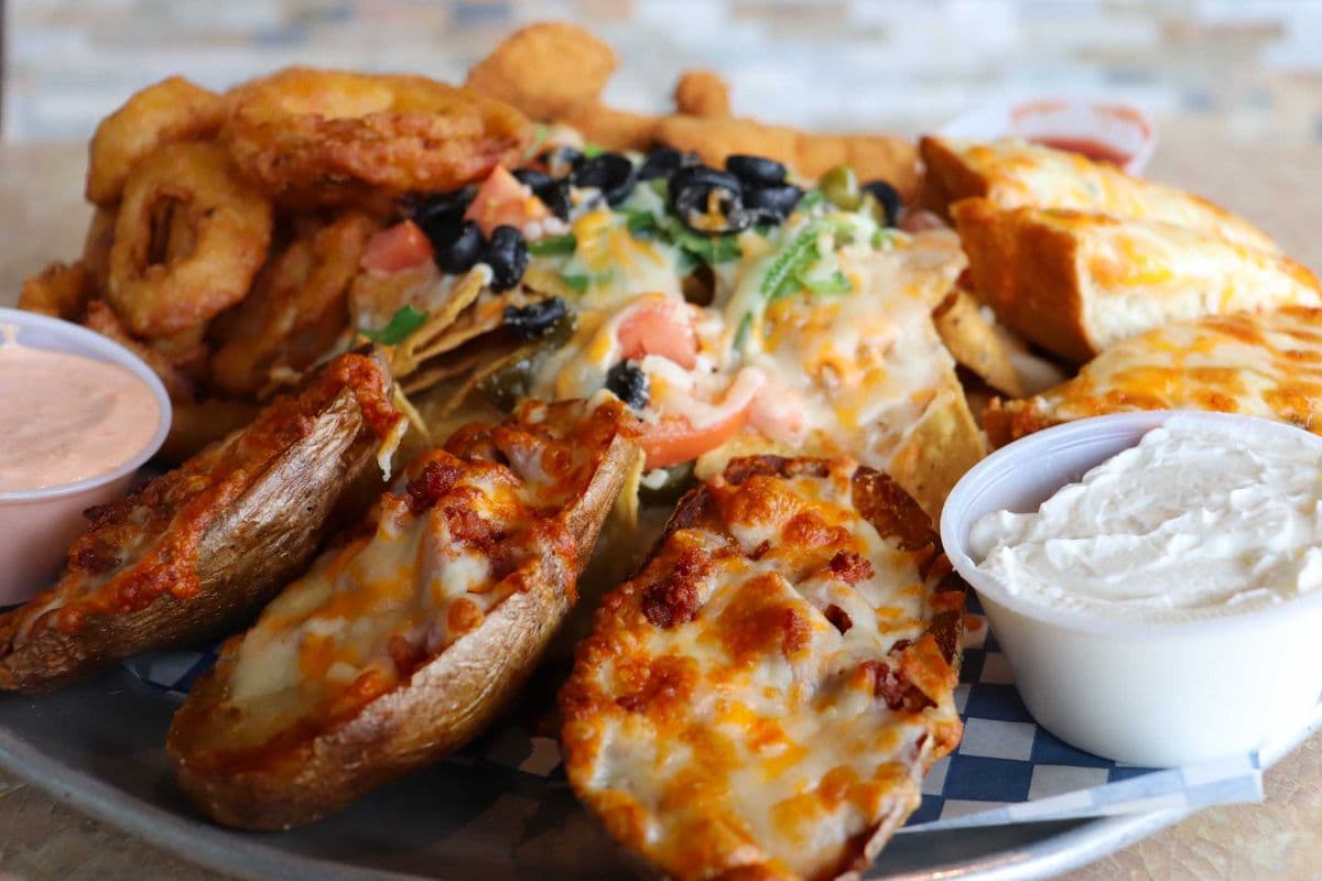 Party Platter (Feeds 4)