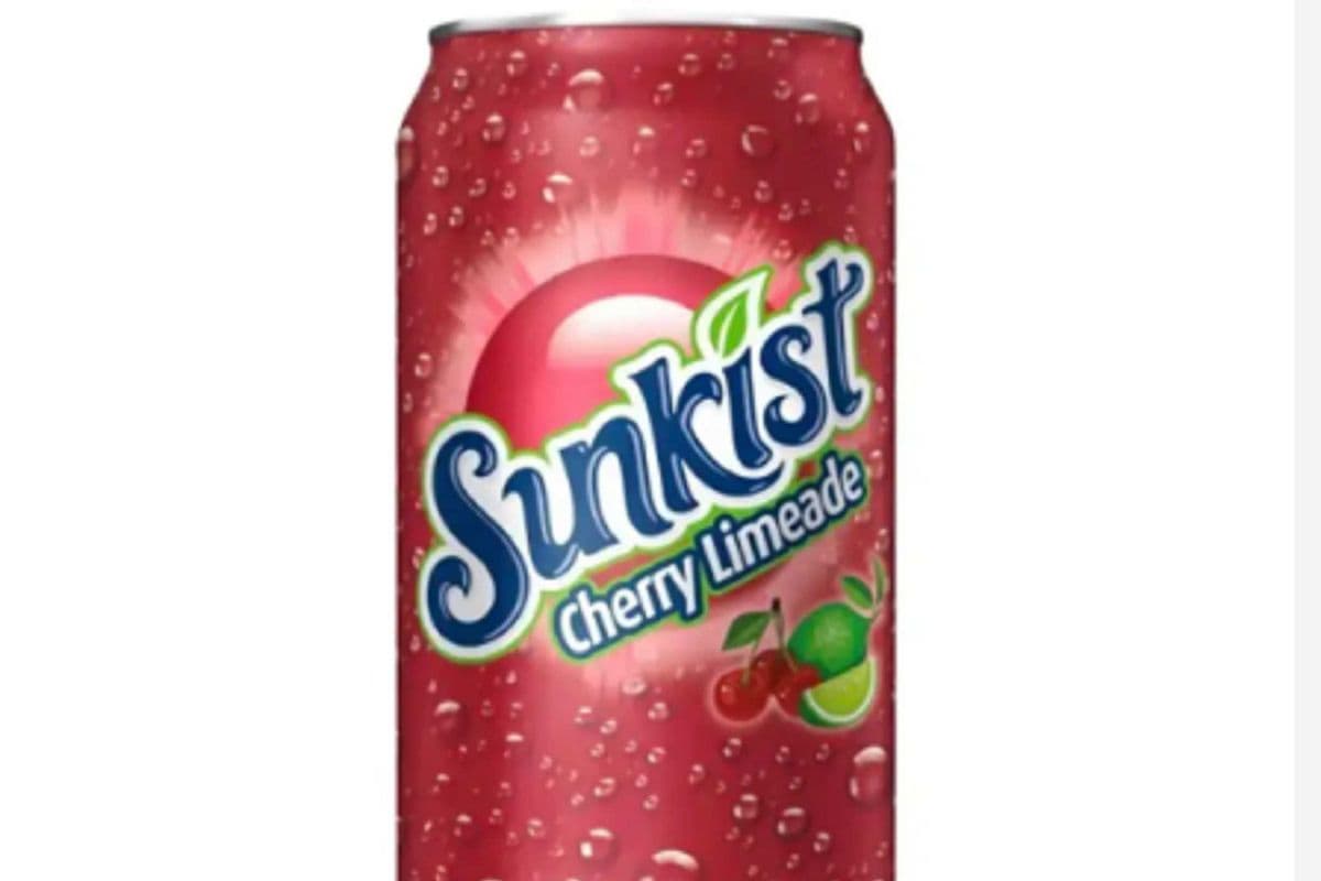 Sunkist Soda Cherry Limeade USA Product (355 ml)
