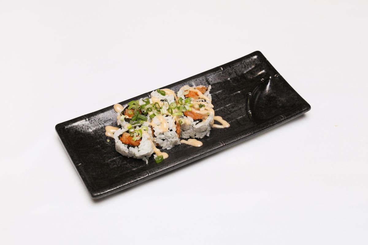 Spicy Tuna Roll (6 pcs)