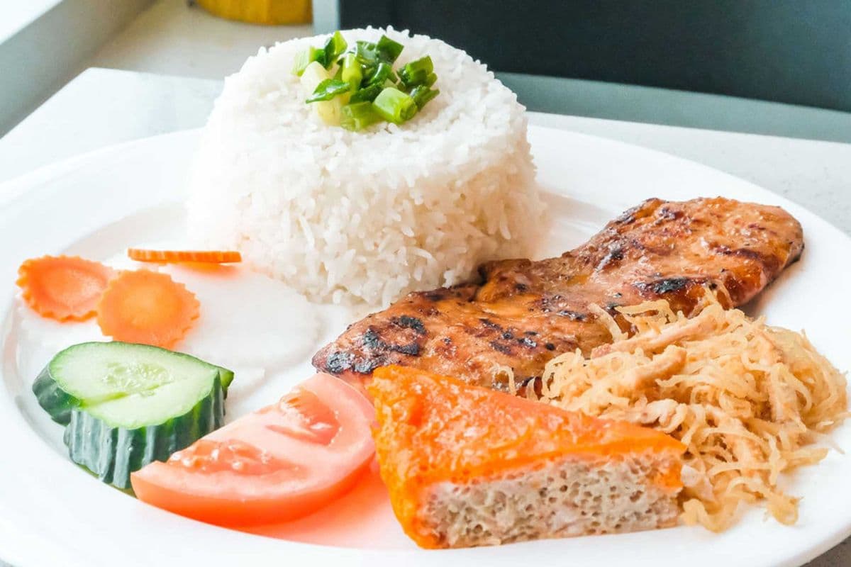 41B. Charbroiled Lemongrass Chicken, Shredded Pork, and Pork Egg Custard on Steam Rice