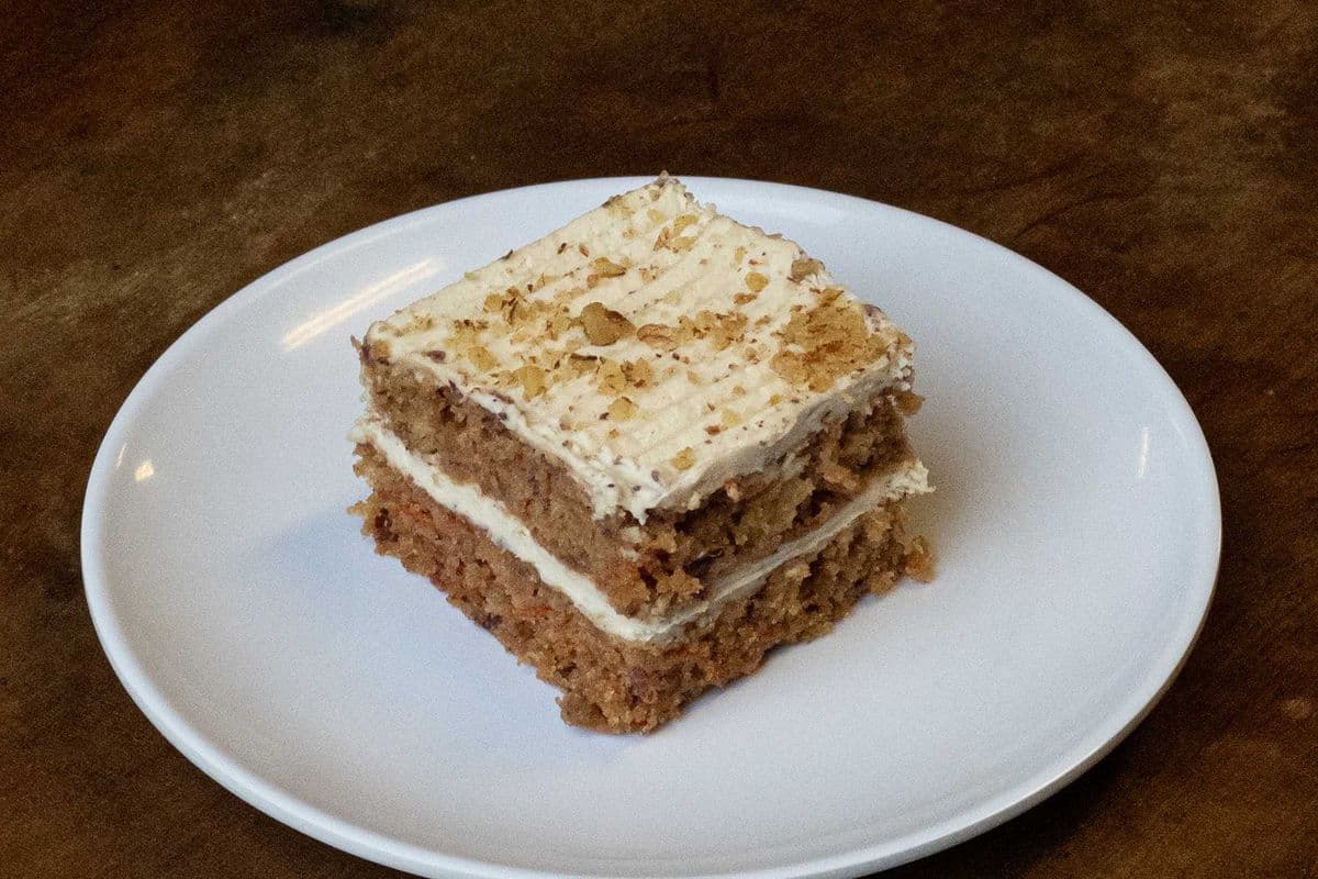 Carrot and Date Cake (1 x One piece)