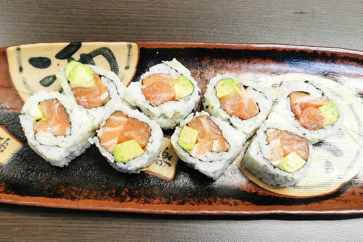 Salmon Avocado Roll