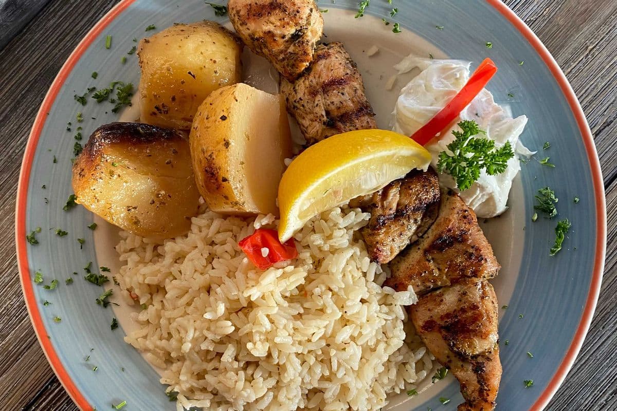Chicken Souvlaki Dinner
