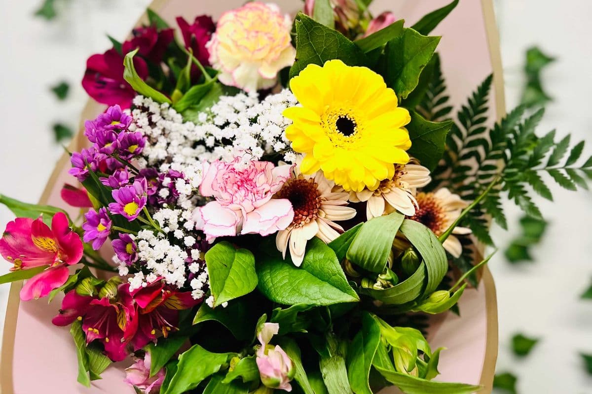 Florist choice congrats grads