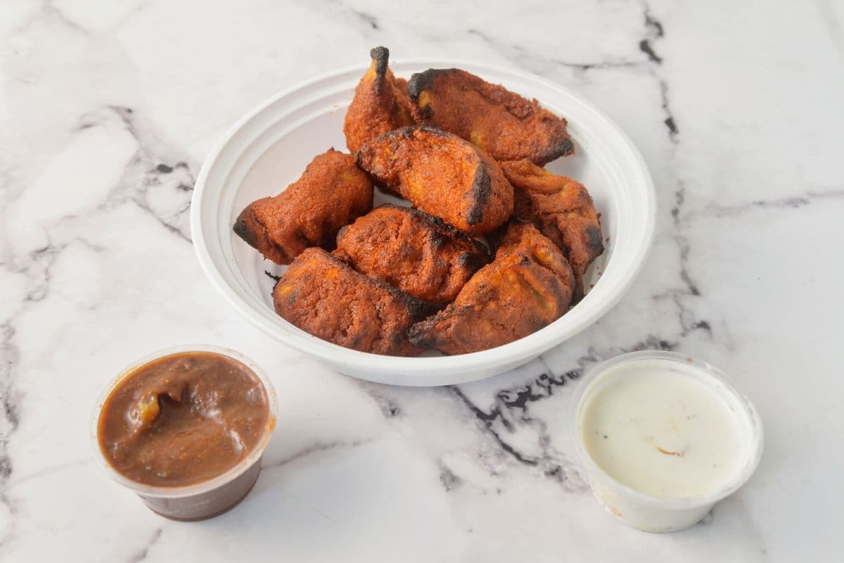Tandoori Chicken Momos (Non-Veg.) 8 Pcs.