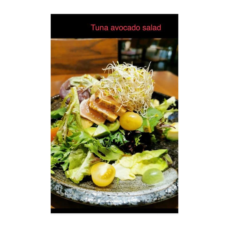 Tuna Tataki Avocado Salad